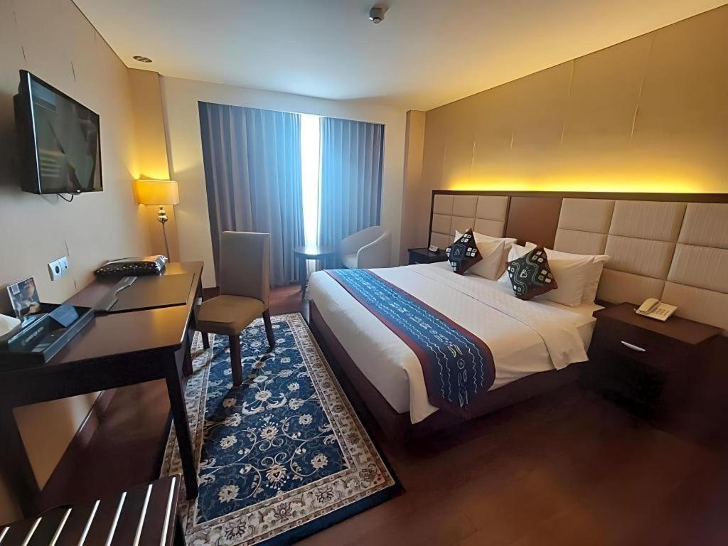 Grand Qin Hotel Banjarbaru Eksteriør bilde